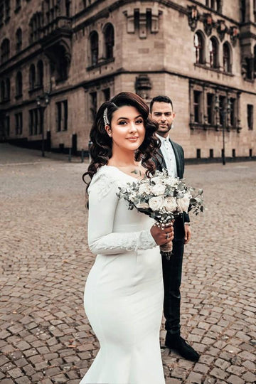 Trendy Mermaid Long Sleeves Satin Bridal Gowns TWA043