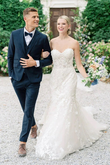 Trendy Lace Appliques Sweetheart Mermaid Wedding Gowns TWA140