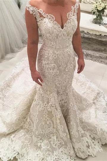 Trendy Court Train V-neck Lace Mermaid Wedding Gown TWA174
