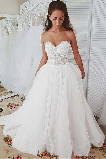 Trendy Sweetheart A-line Lace Appliques Wedding Gown TWA3622