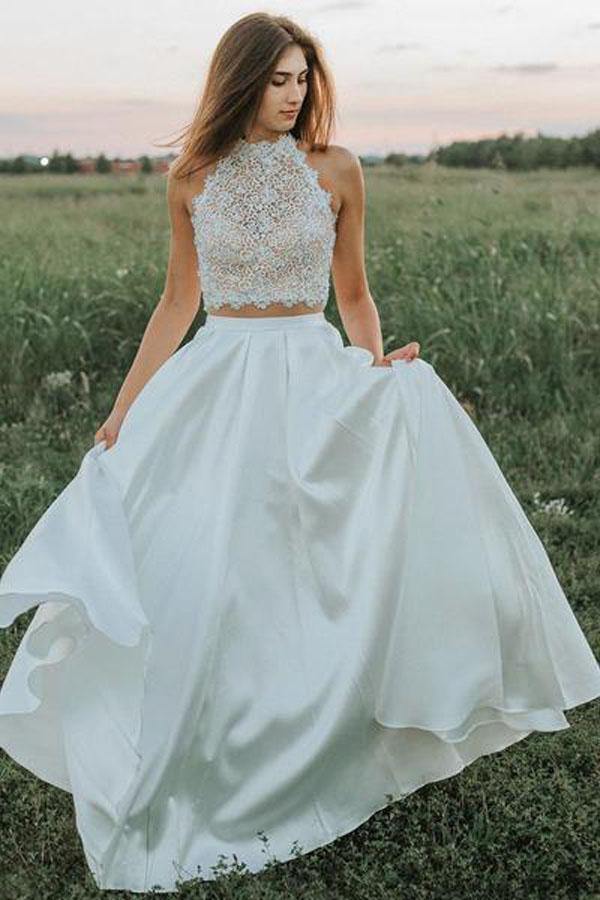 Tulle V-neck Half Sleeves A-line Wedding Gown TWA4012 Tulle V-neck Half Sleeves A-line Wedding Gown TWA4012