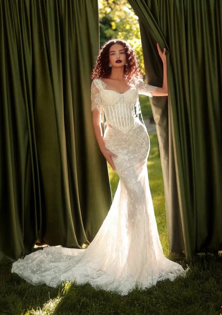 basque waist short wedding dress Swan: Corset Satin Bridal Mini