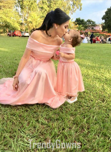 Off The Shoulder Pink Mother Daughter Matching Gowns MGD136