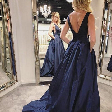 Satin Black Princess V-neck Prom Gown JTE425