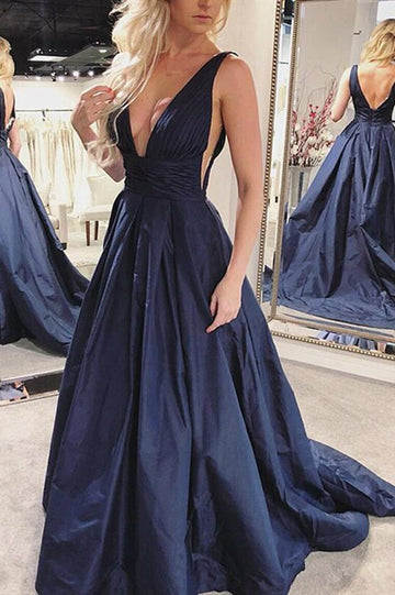 Satin Black Princess V-neck Prom Gown JTE425