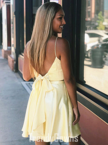 Trendy Light Yellow 2 Pieces Short Junior Homecoming Dress JTSH057