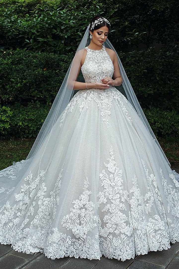 Trendy Ball Gown Halter Tulle Lace Applique Bridal Gowns TWA052