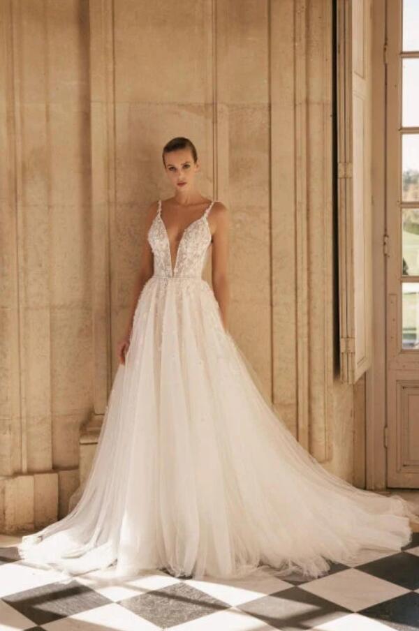 Trendy Spaghetti-Straps A-line Lace Bridal Gowns TWA096