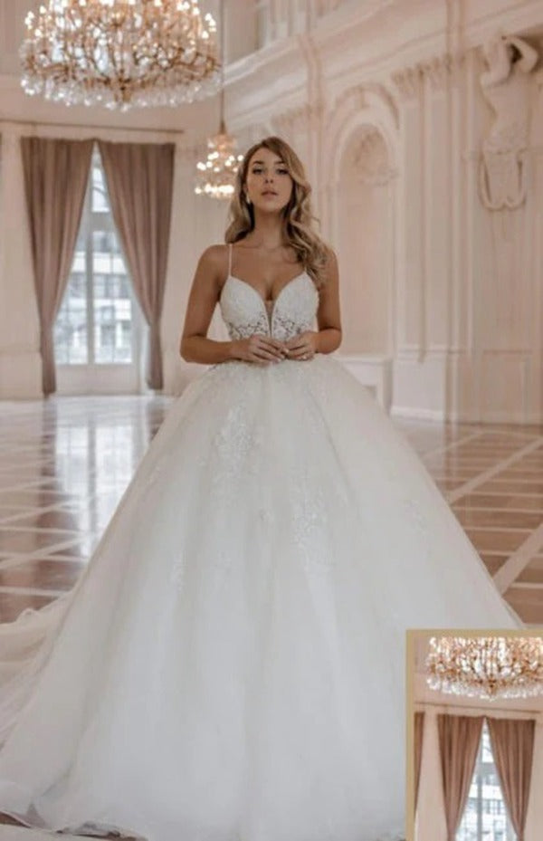 Trendy Spaghetti-Straps Lace Beading Ball Gown Bridal Gowns TWA110