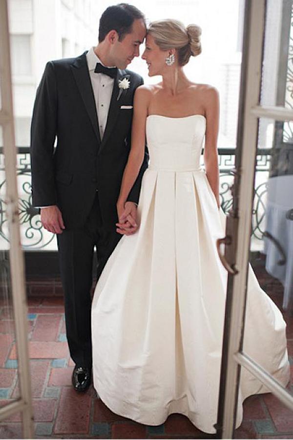 Sweetheart Court Train Ivory Satin Wedding Gown with Ruched TWA1222