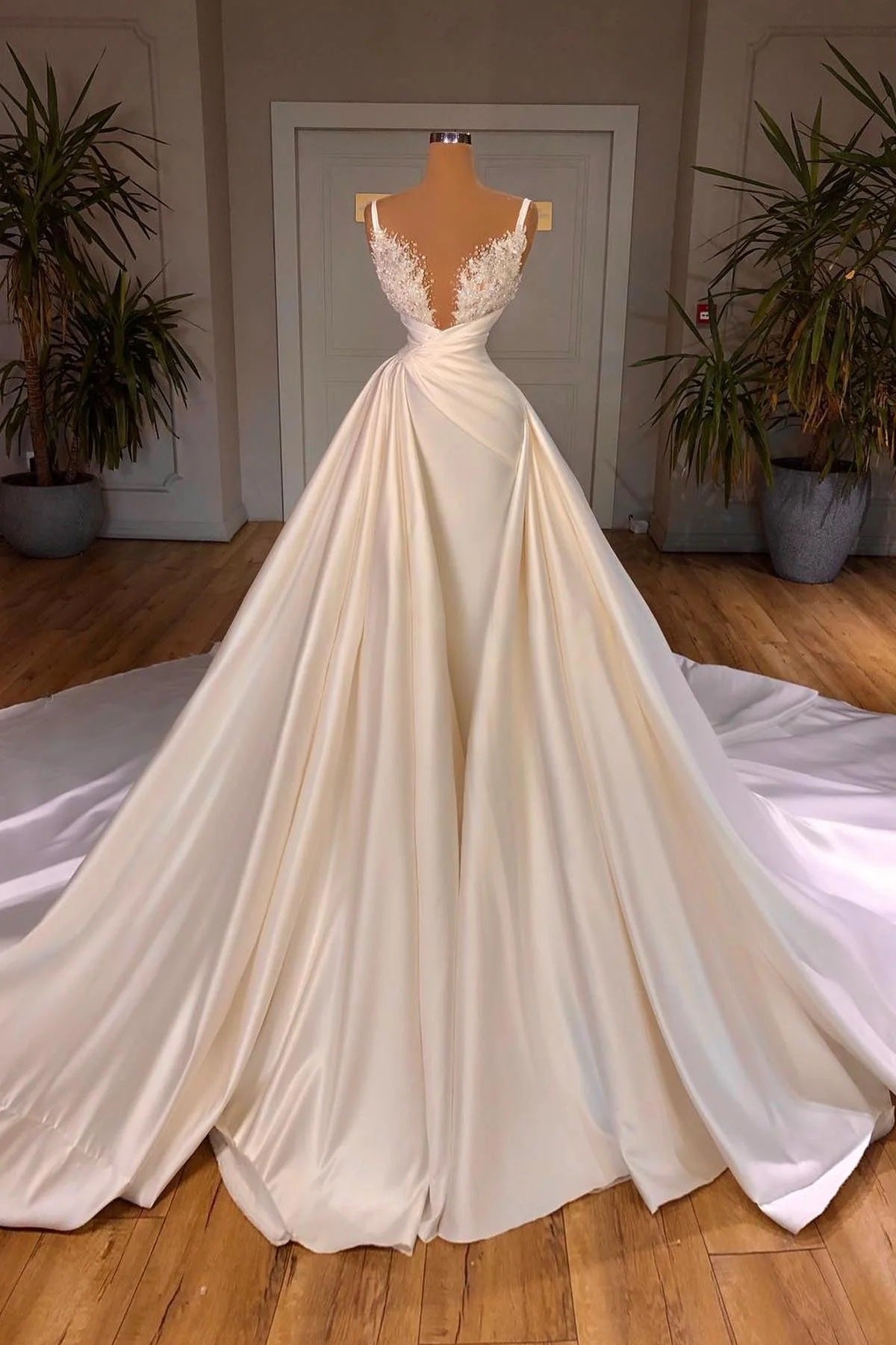 Trendy Spaghetti Strap Princess Satin Wedding Gowns TWA132
