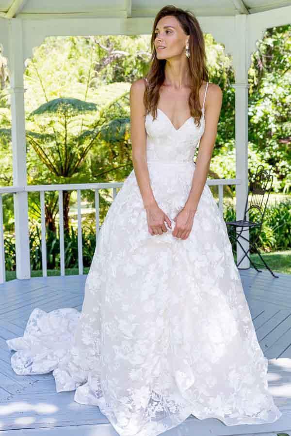 Trendy A-Line Spaghetti Straps Long Lace Wedding Gown TWA2672