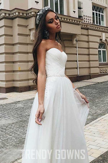 Trendy A-Line Sweetheart Appliques Sweep Train Tulle Wedding Gown TWA2682