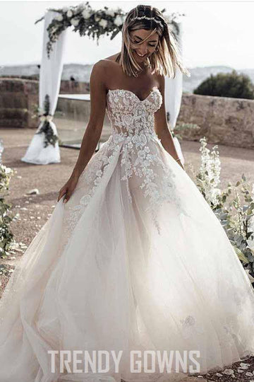 Trendy A-Line Sweetheart Sweep Train Tulle Wedding Gown TWA2952