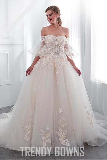 Trendy Off-the-shoulder A-line Lace Appliques Wedding Gown TWA3002
