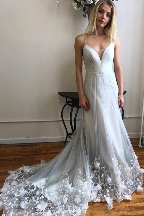 Trendy A-line Spaghetti Straps Appliques Wedding Gown TWA3532