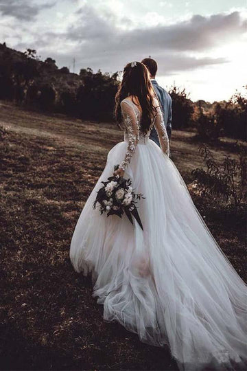 Trendy Long Sleeves Lace Applique Tulle Bridal Gowns TWA3852