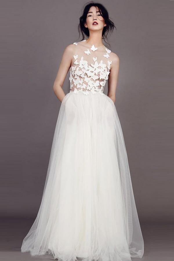 Trendy A-line Butterfly Appliques Tulle Ivory Bridal Gown TWA4212